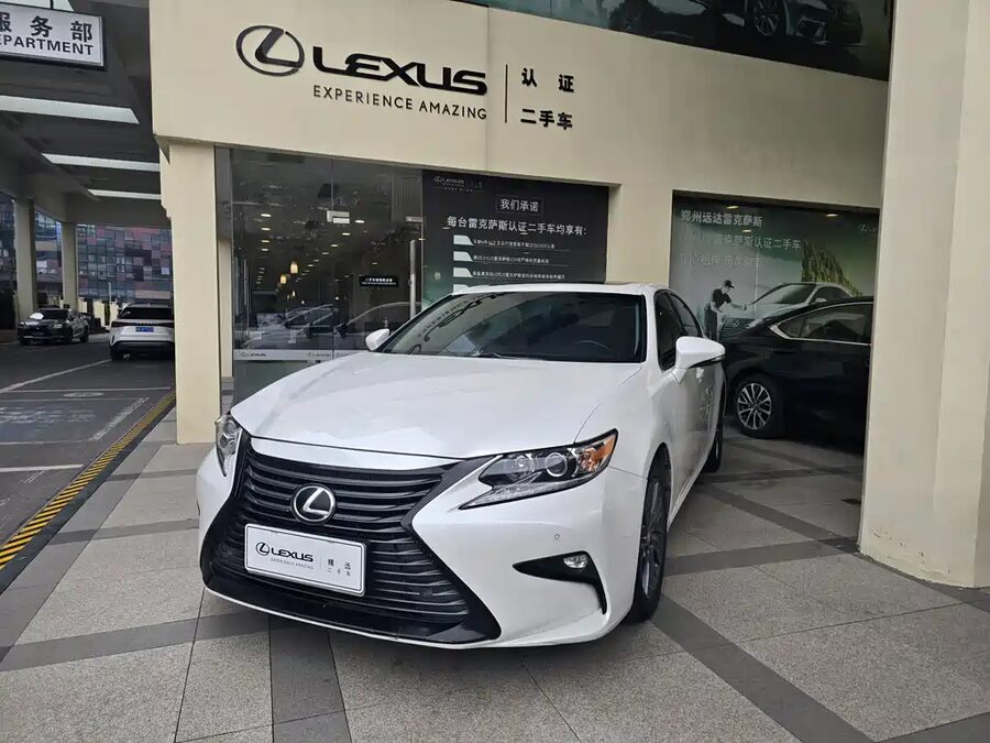 Lexus ES, 2017 — фото продавца с che168
