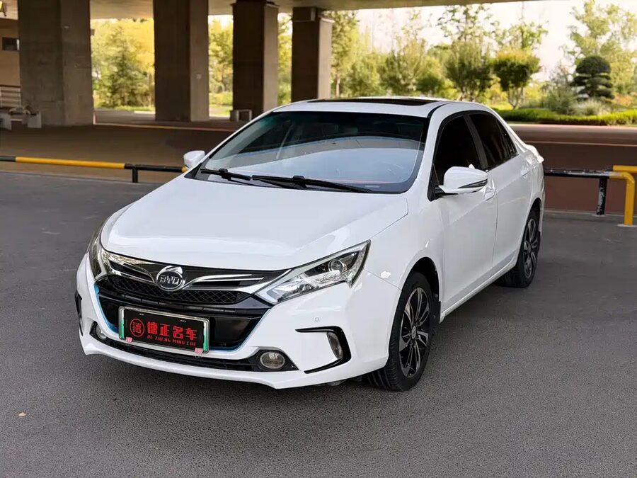 BYD Qin NEV, 2015 — фото продавца с che168