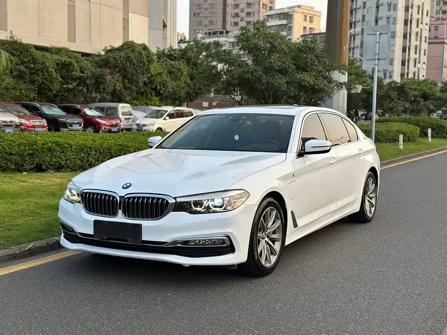 BMW 5 Series New Energy, 2018 — фото продавца с che168