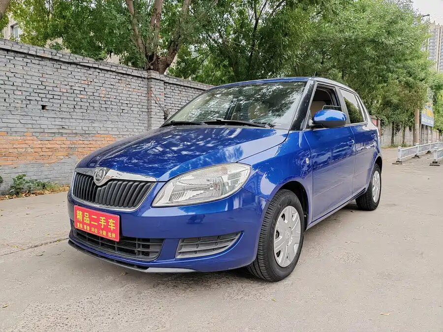 Skoda Fabia, 2014 — фото продавца с che168