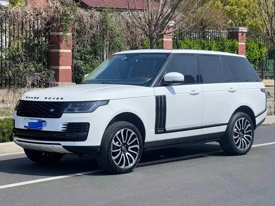 Land Rover Range Rover, 2015 — фото продавца с che168