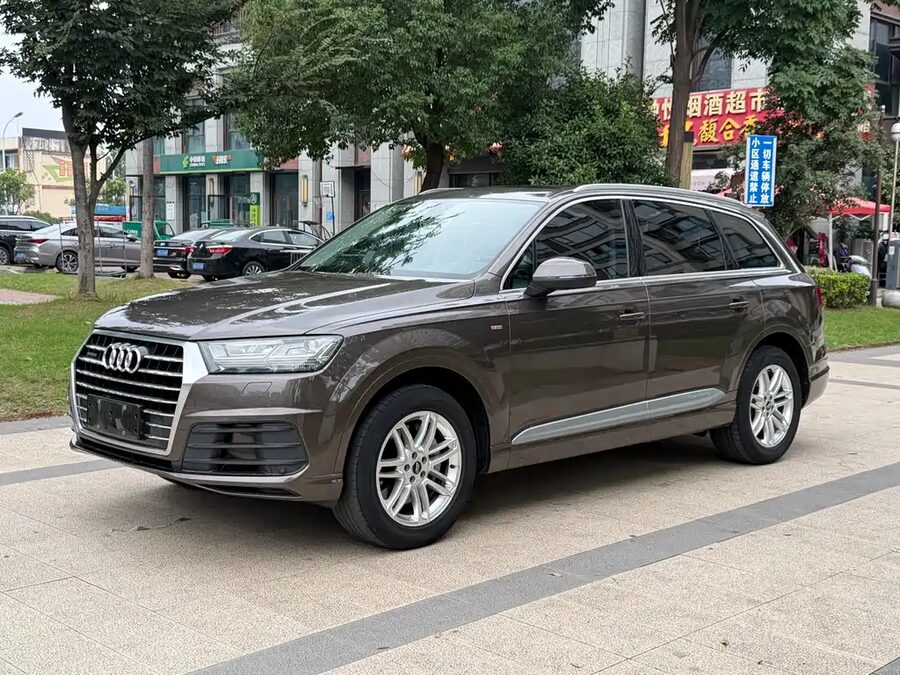 Audi Q7, 2017 — фото продавца с che168