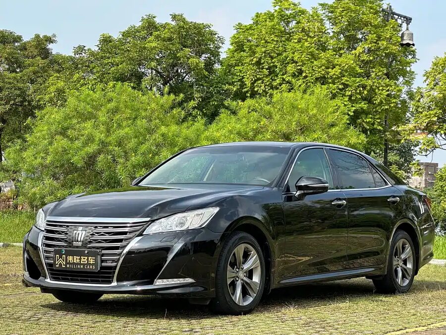 Toyota Crown, 2016 — фото продавца с che168