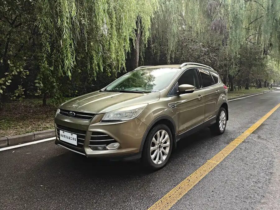 Ford Kuga, 2015 — фото продавца с che168