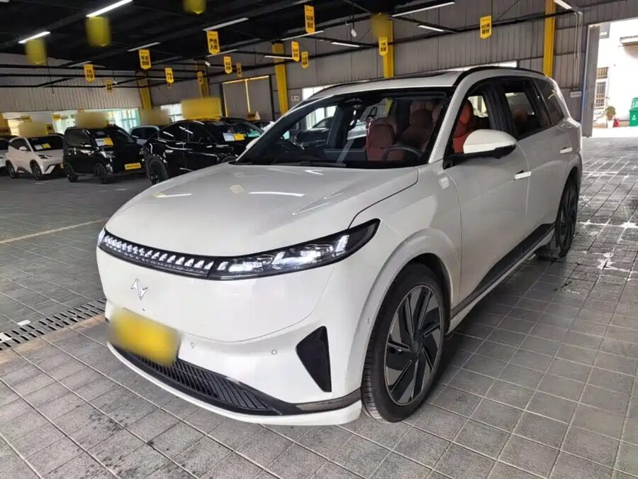 eπ eπ008, 2025 — фото продавца с che168