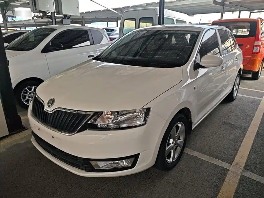 Skoda Rapid Spaceback, 2017 — фото продавца с che168