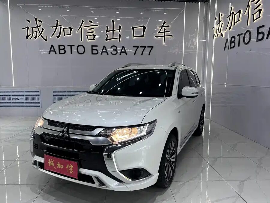 Mitsubishi Outlander, 2023 — фото продавца с che168