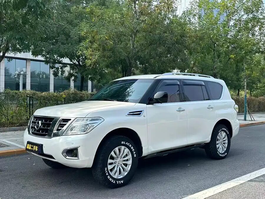Nissan Patrol, 2017 — фото продавца с che168