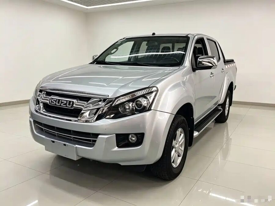 Isuzu D-MAX, 2016 — фото продавца с che168