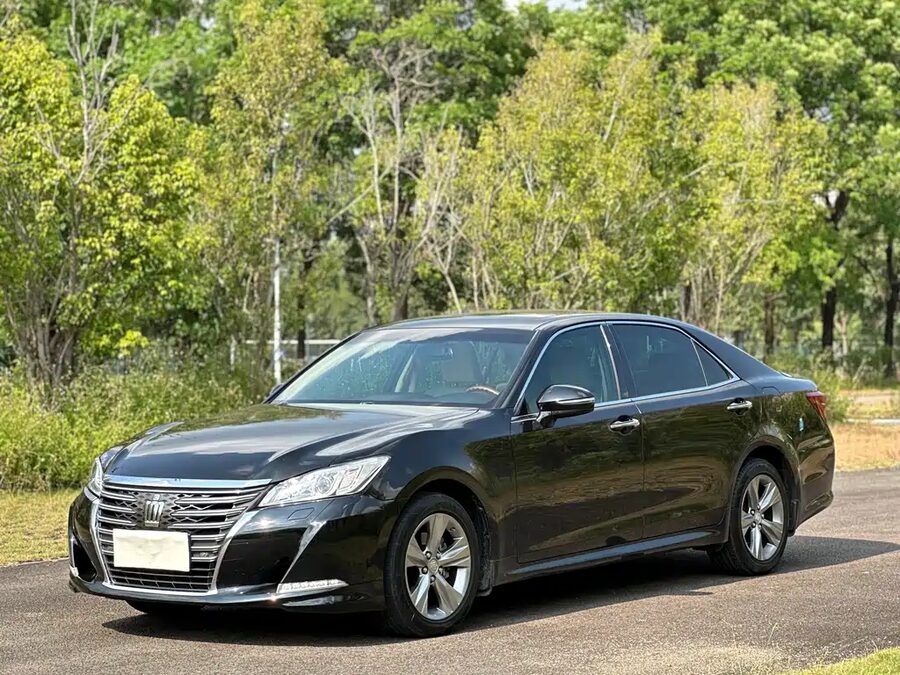 Toyota Crown, 2017 — фото продавца с che168