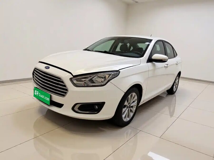 Ford Escort, 2015 — фото продавца с che168