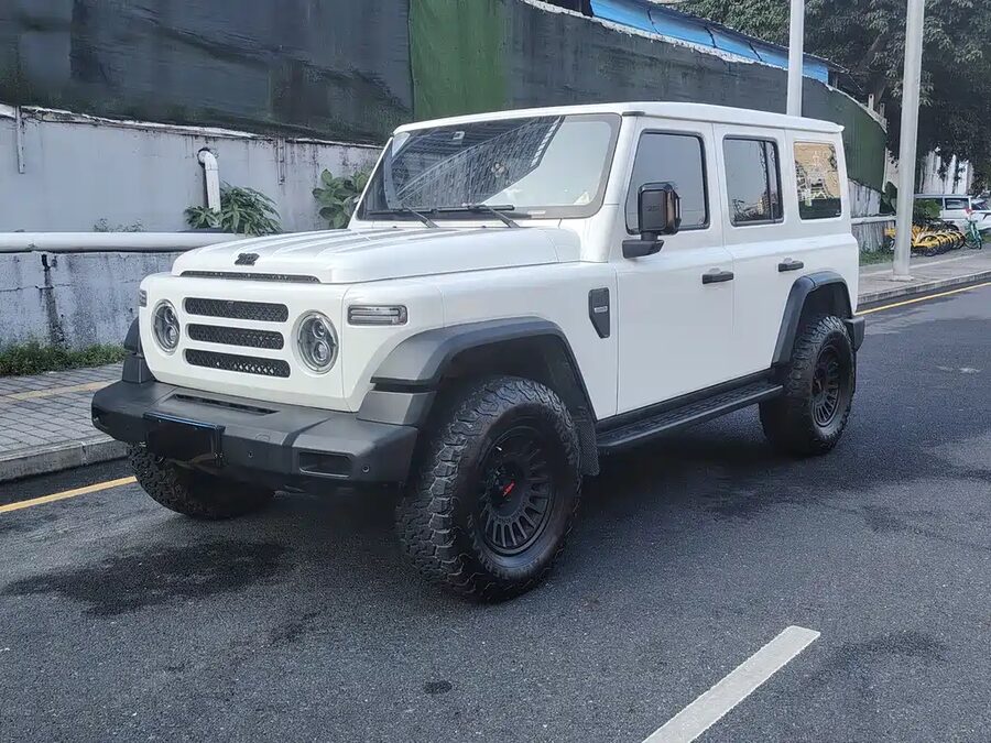 212 212 T01, 2024 — фото продавца с che168