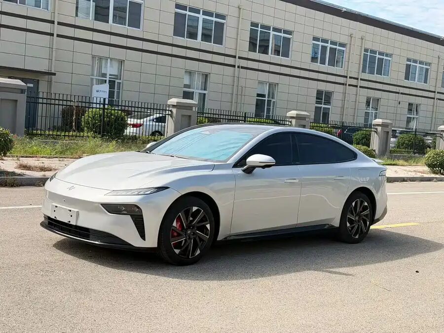 eπ eπ007, 2025 — фото продавца с che168