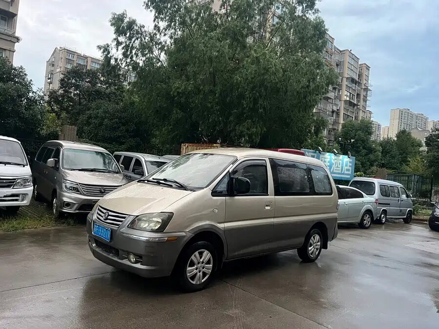 Fengxing Lingzhi, 2015 — фото продавца с che168