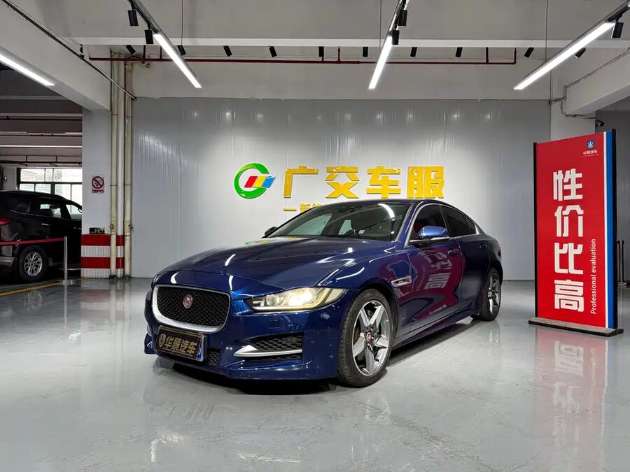 Jaguar XE, 2016 — фото продавца с che168