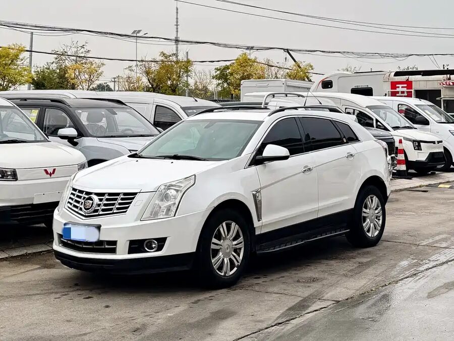 Cadillac SRX, 2015 — фото продавца с che168