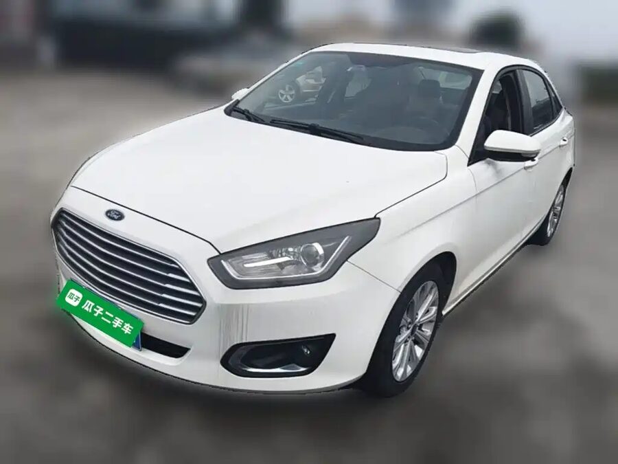 Ford Escort, 2015 — фото продавца с che168