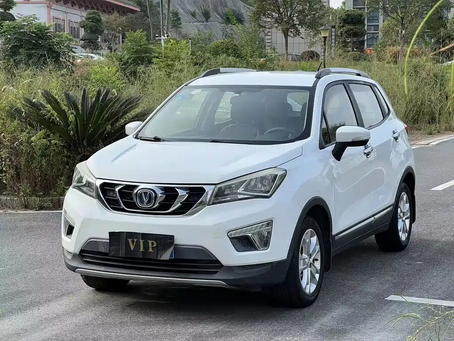 Changan CS15, 2017 — фото продавца с che168