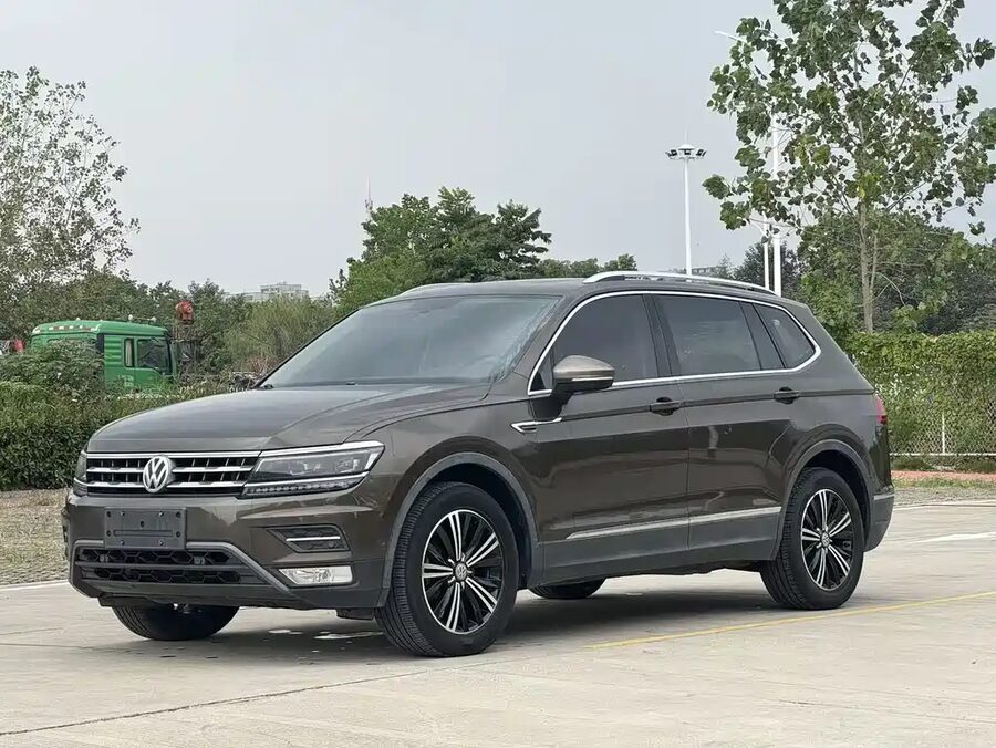 Volkswagen Tiguan L, 2017 — фото продавца с che168