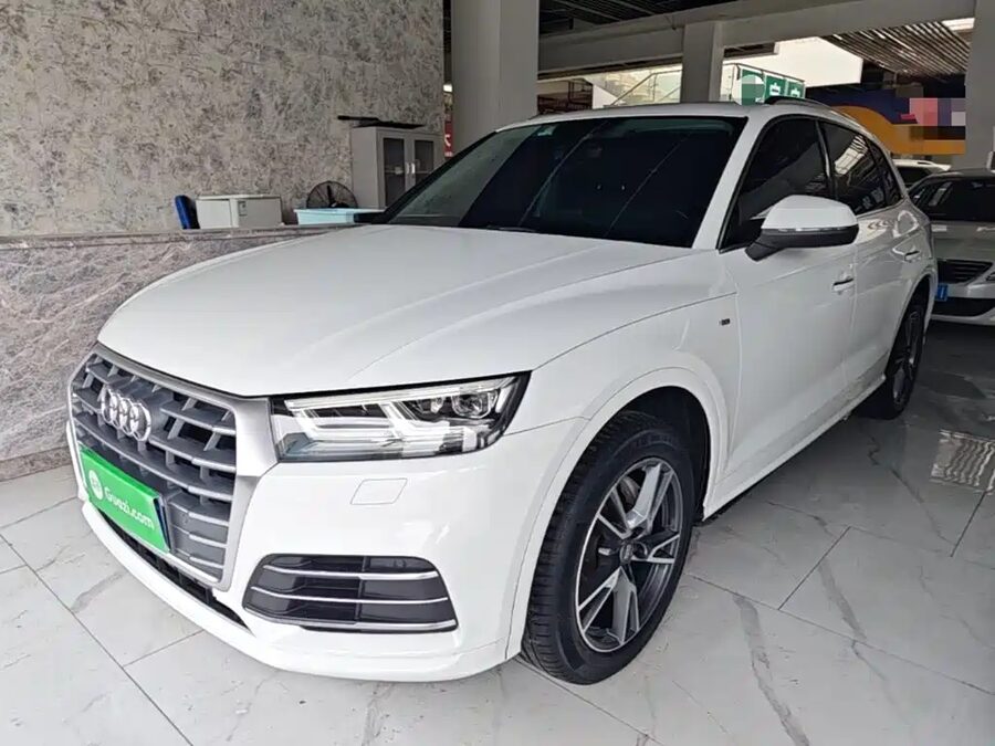 Audi Q5L, 2019 — фото продавца с che168