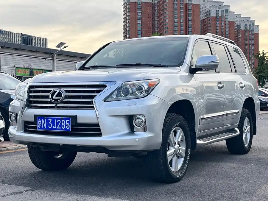 Lexus LX, 2012 — фото продавца с che168