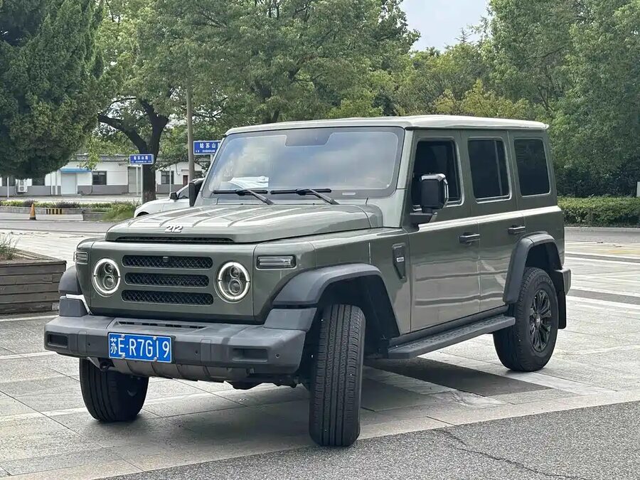 212 212 T01, 2024 — фото продавца с che168