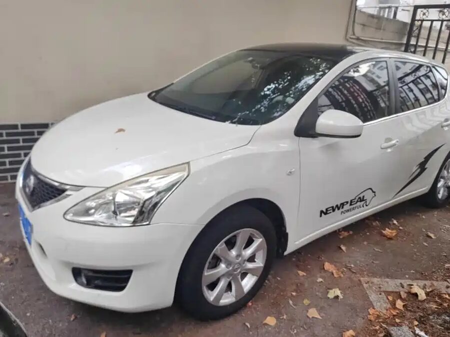 Nissan Tiida, 2013 — фото продавца с che168