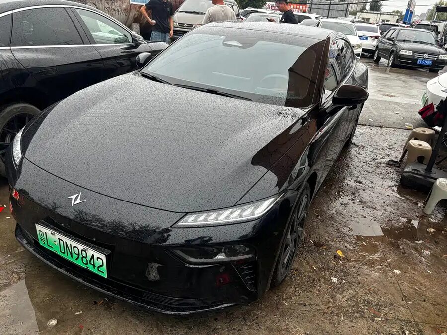eπ eπ007, 2024 — фото продавца с che168