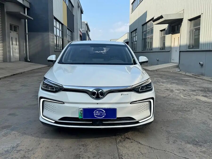 BAIC EU5, 2019 — фото продавца с che168