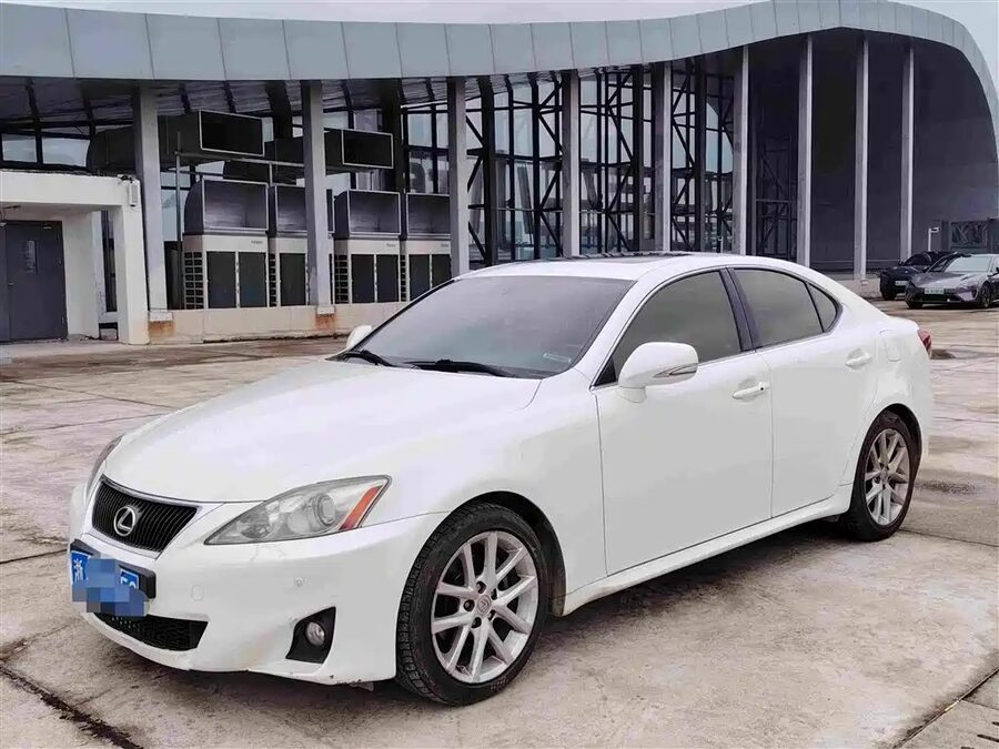 Lexus IS, 2011 — фото продавца с che168