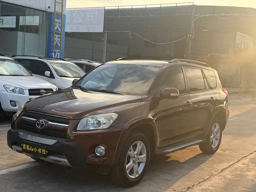 Toyota RAV4, 2012 — фото продавца с che168