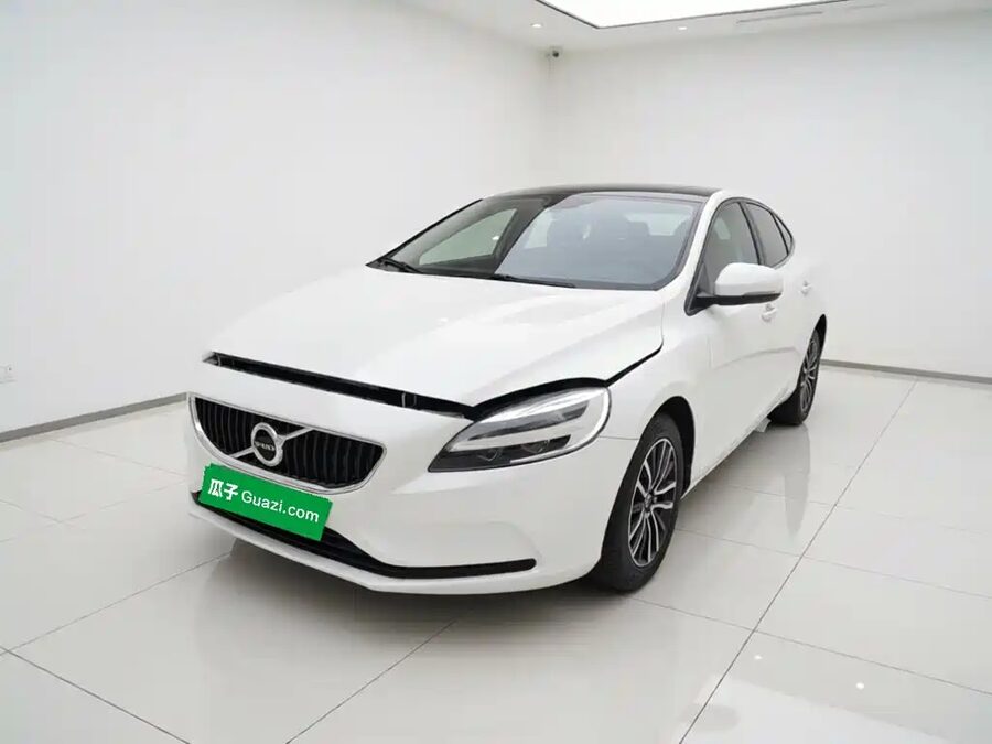 Volvo V40, 2017 — фото продавца с che168