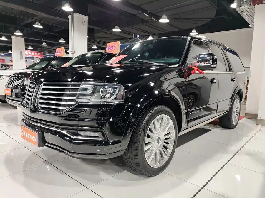 Lincoln Navigator, 2017 — фото продавца с che168