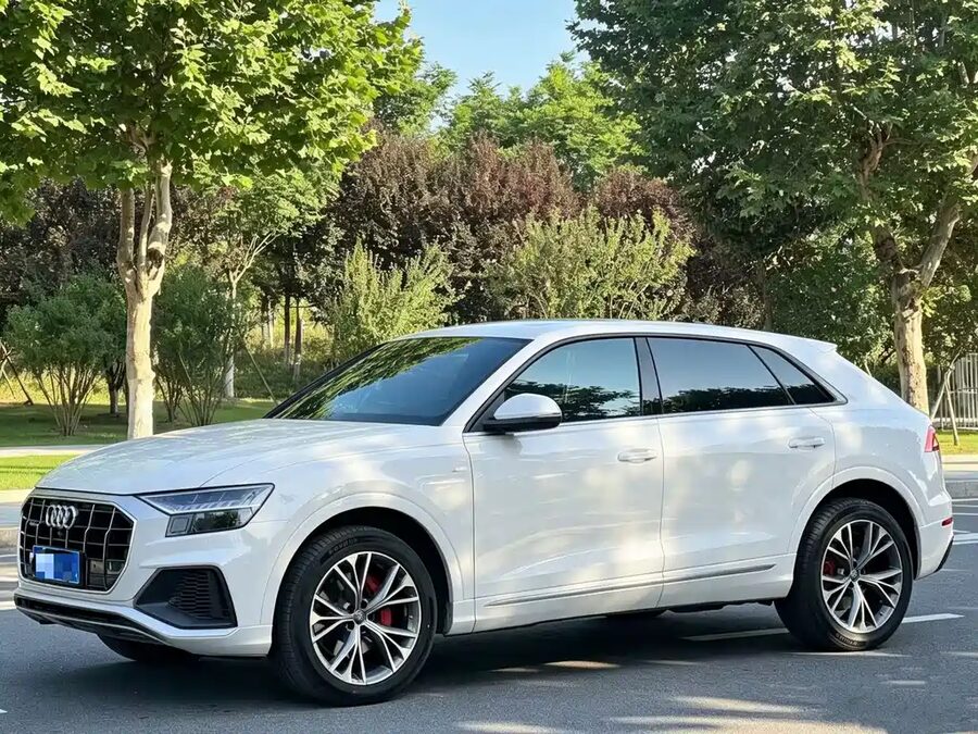 Audi Q8, 2020 — фото продавца с che168