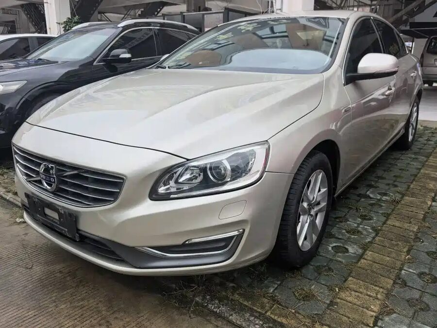 Volvo S60, 2016 — фото продавца с che168