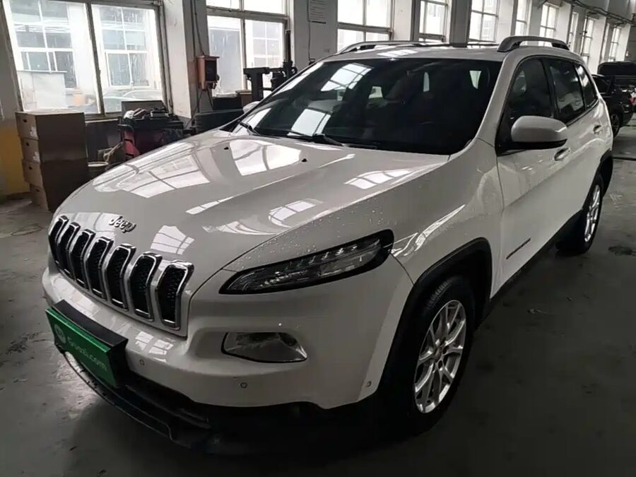 Jeep Cherokee, 2017 — фото продавца с che168