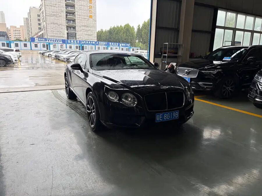 Bentley Continental, 2015 — фото продавца с che168