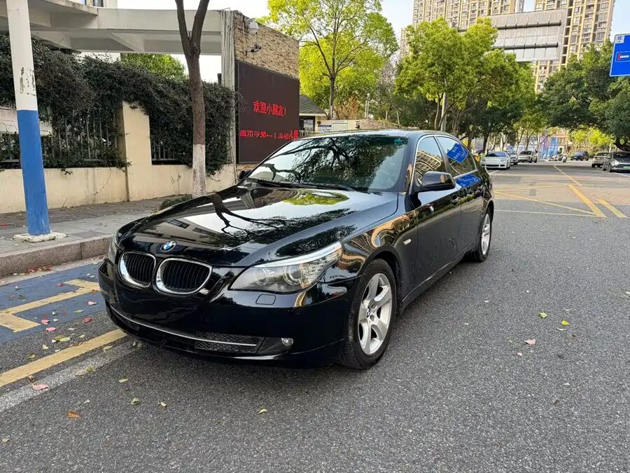 BMW 5 Series, 2010 — фото продавца с che168