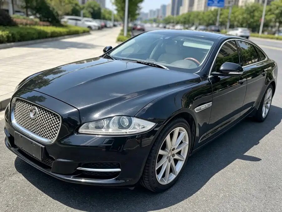 Jaguar XJ, 2012 — фото продавца с che168