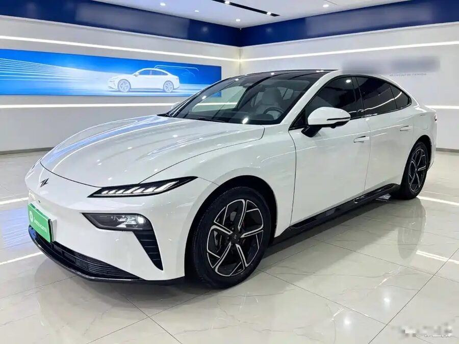 eπ eπ007, 2025 — фото продавца с che168