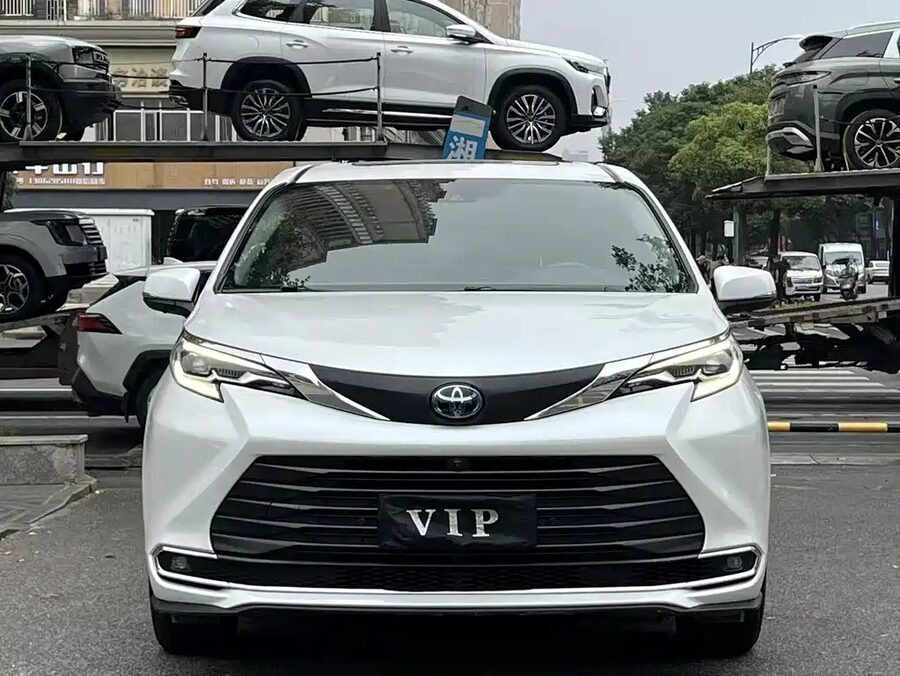 Toyota Sienna, 2022 — фото продавца с che168