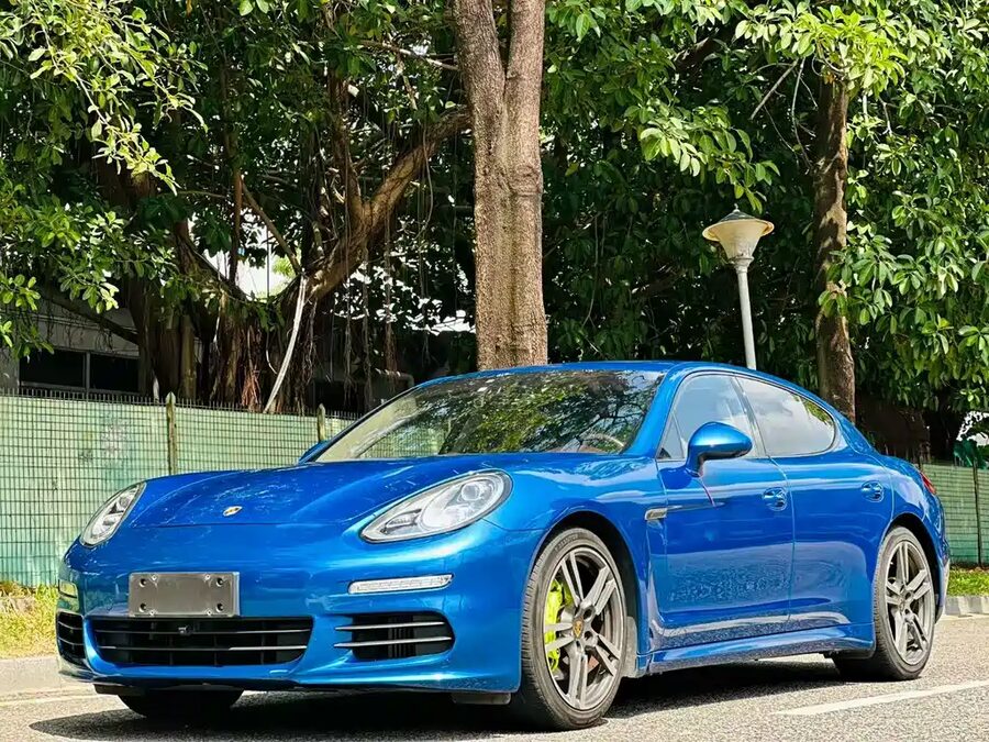 Porsche Panamera, 2015 — фото продавца с che168
