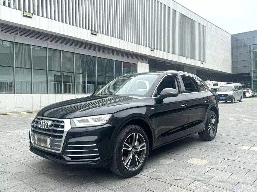 Audi Q5L, 2019 — фото продавца с che168