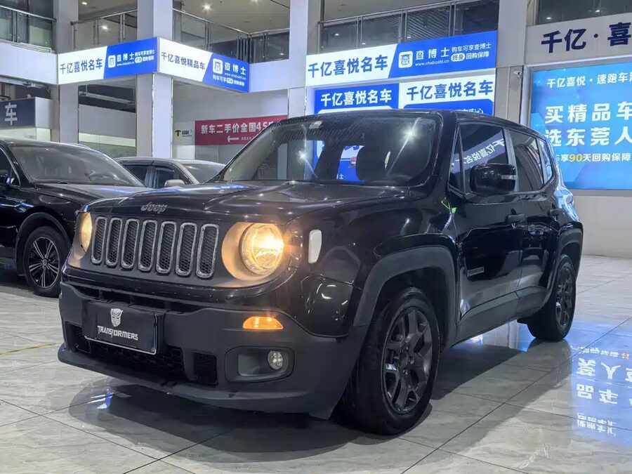 Jeep Renegade, 2017 — фото продавца с che168