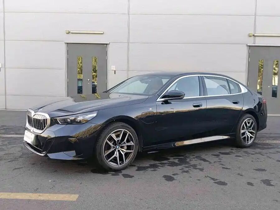 BMW i5, 2025 — фото продавца с che168