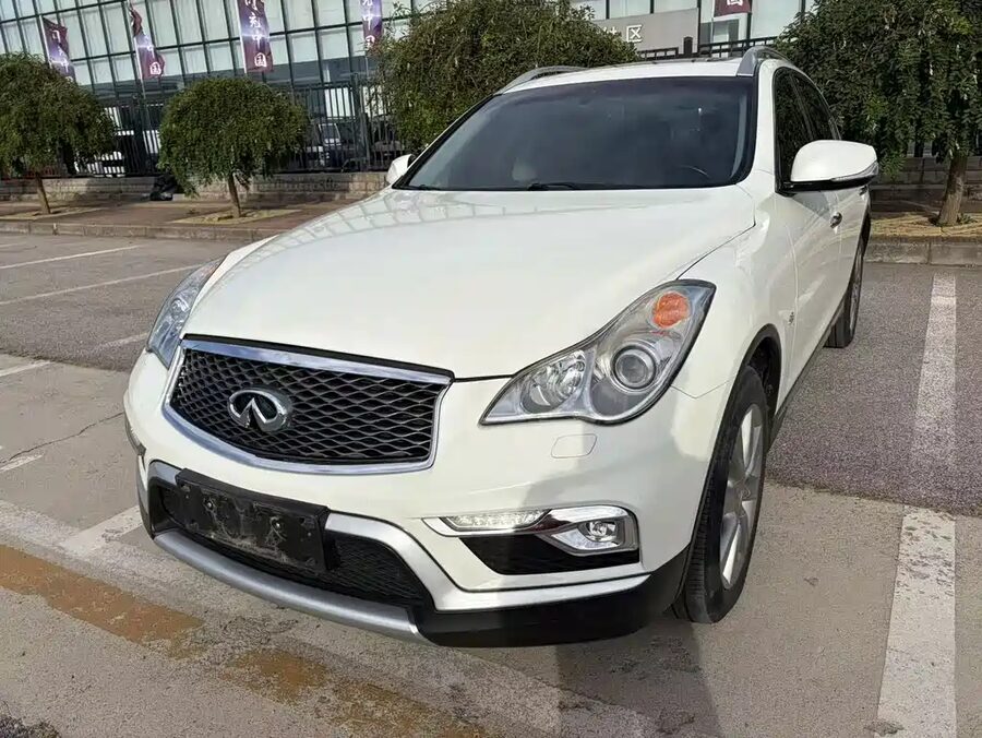 Infiniti QX50, 2017 — фото продавца с che168