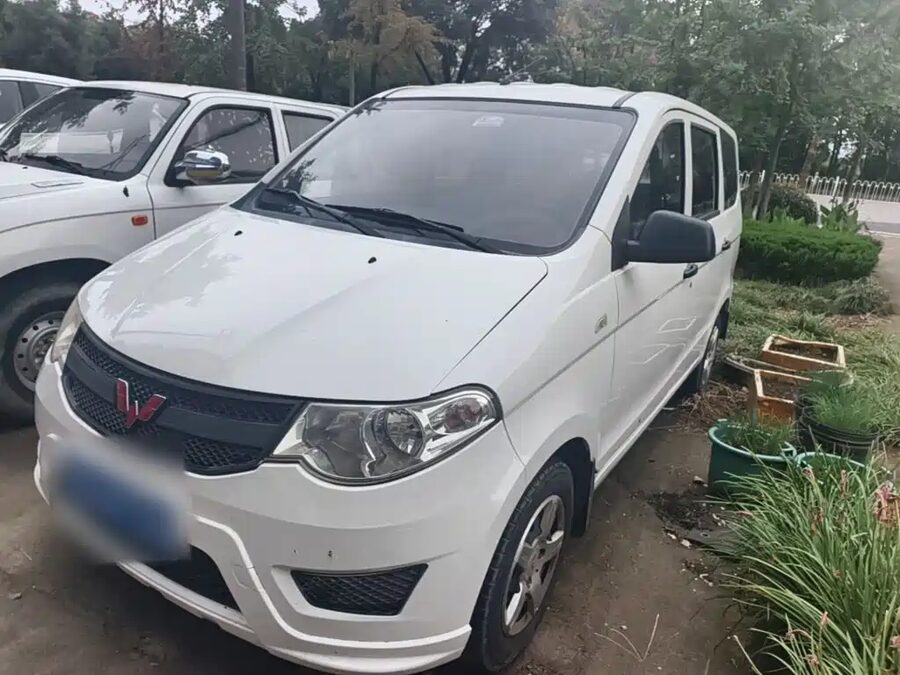 Wuling Hongguang, 2017 — фото продавца с che168