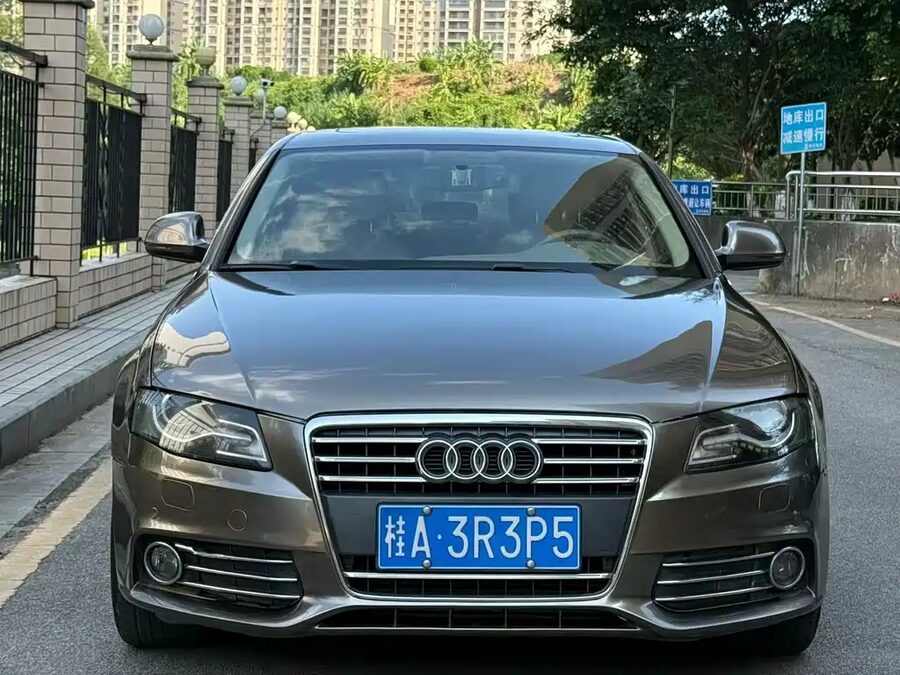Audi A4L, 2011 — фото продавца с che168