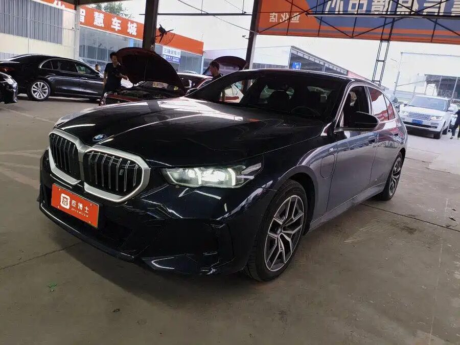 BMW i5, 2025 — фото продавца с che168
