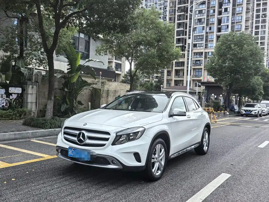 Mercedes-Benz GLA, 2015 — фото продавца с che168